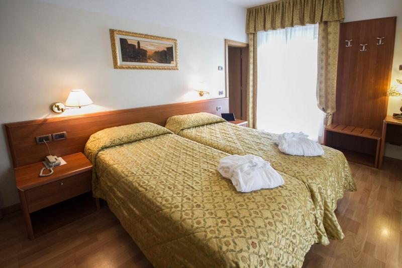 Sant'ilario Hotel 3*