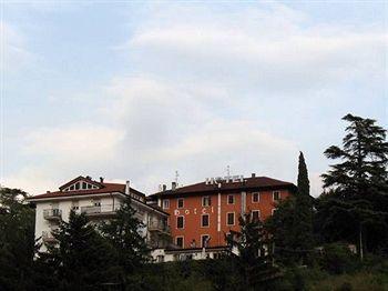 Hotel Sant'ilario 3*