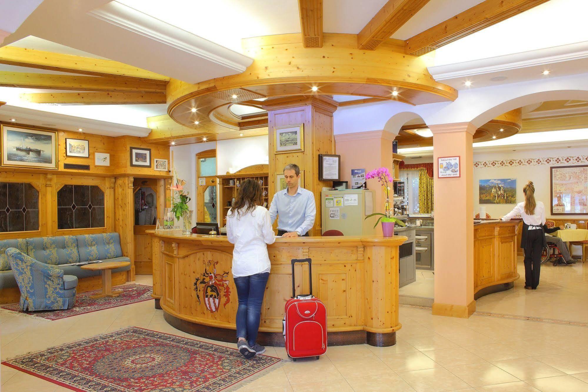 Hotel Sant'ilario 3*