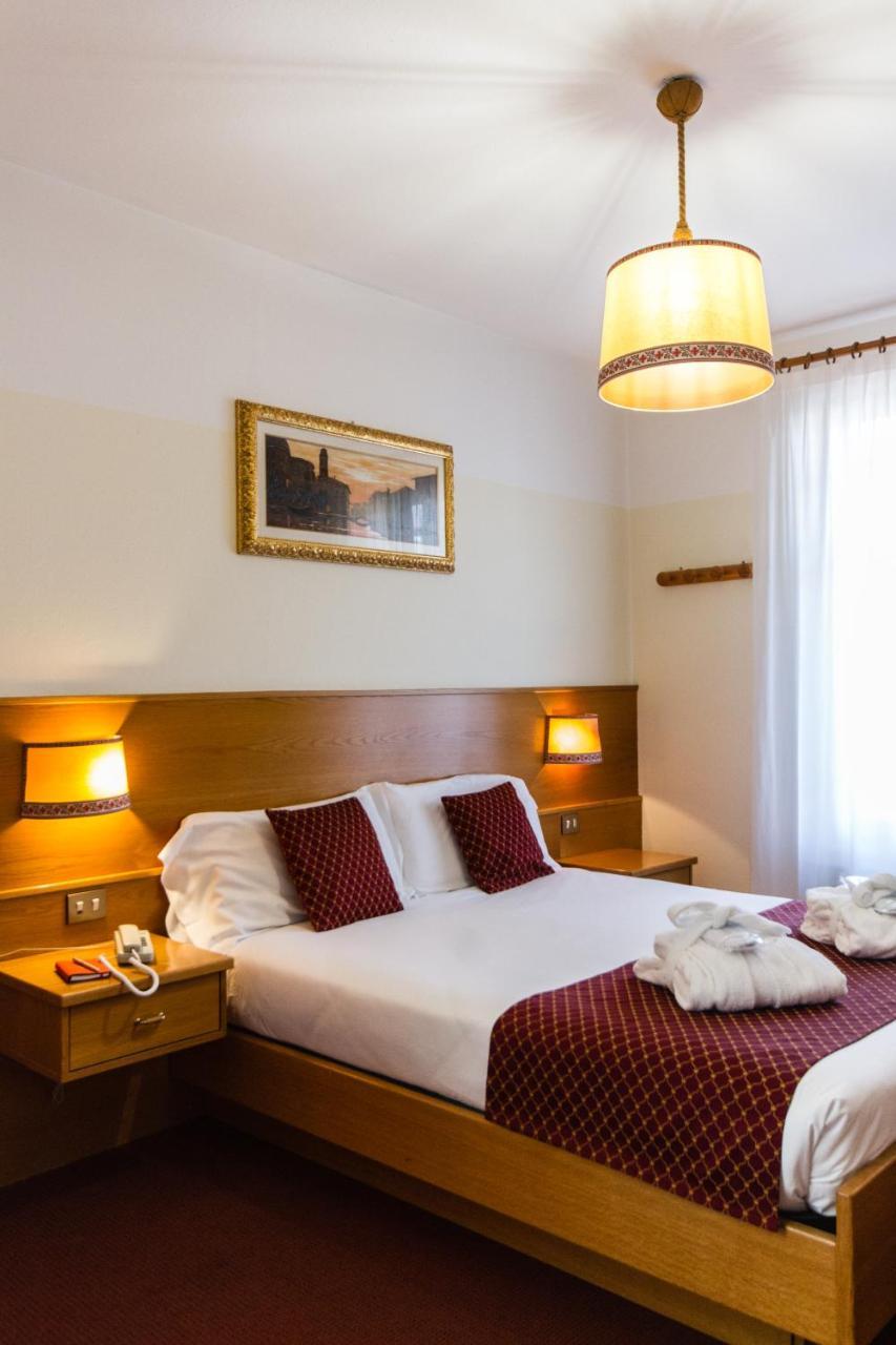 Hotel Sant'ilario 3*
