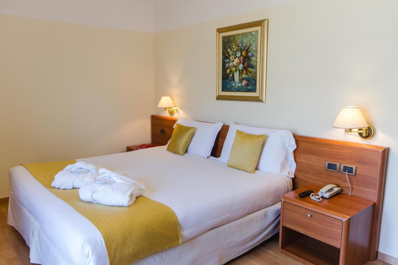 Hotel Sant'ilario 3*